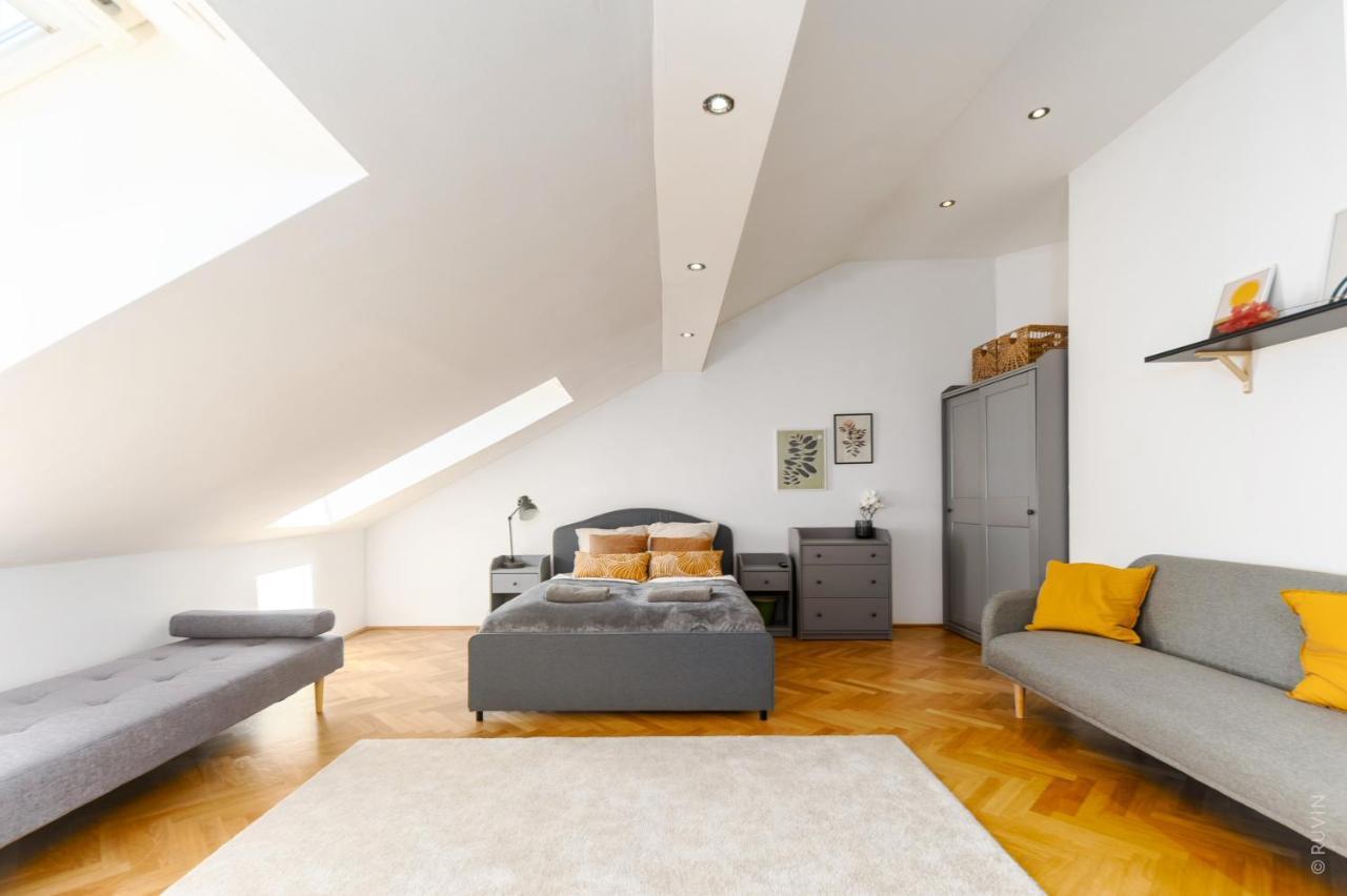 Designer Apartments, 2 Min To U1 Reumannplatz ウィーン エクステリア 写真