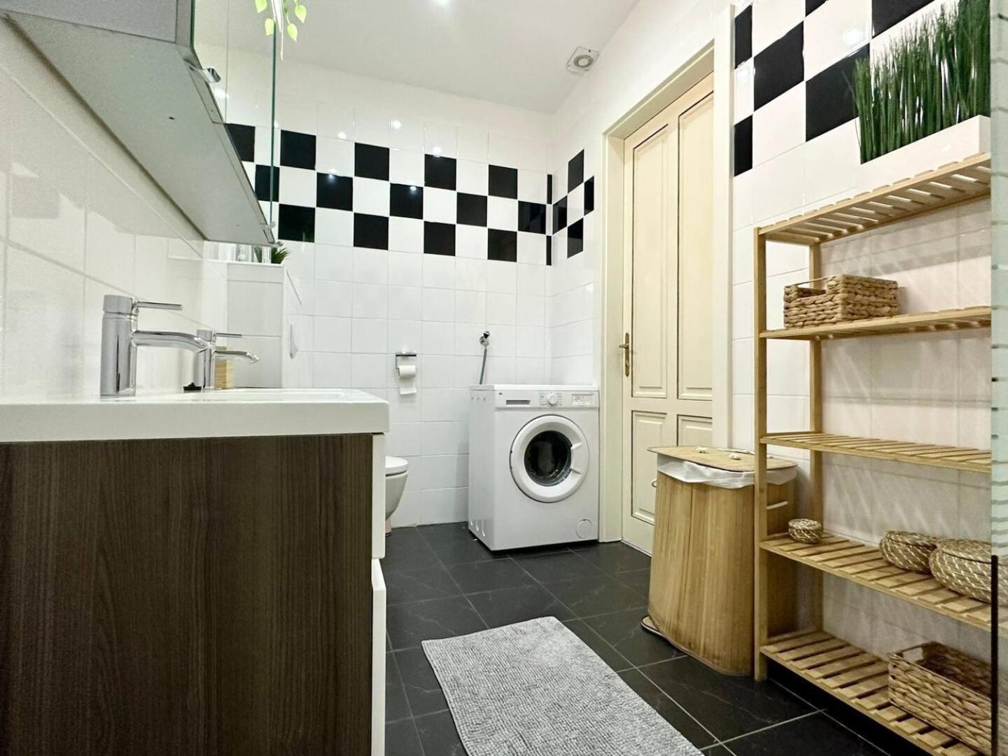 Designer Apartments, 2 Min To U1 Reumannplatz ウィーン エクステリア 写真
